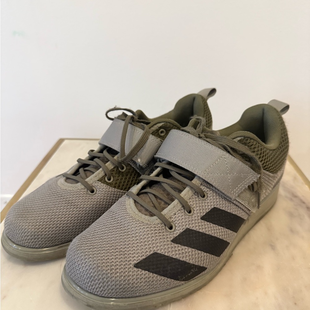 Adidas Men Sneakers Size 10